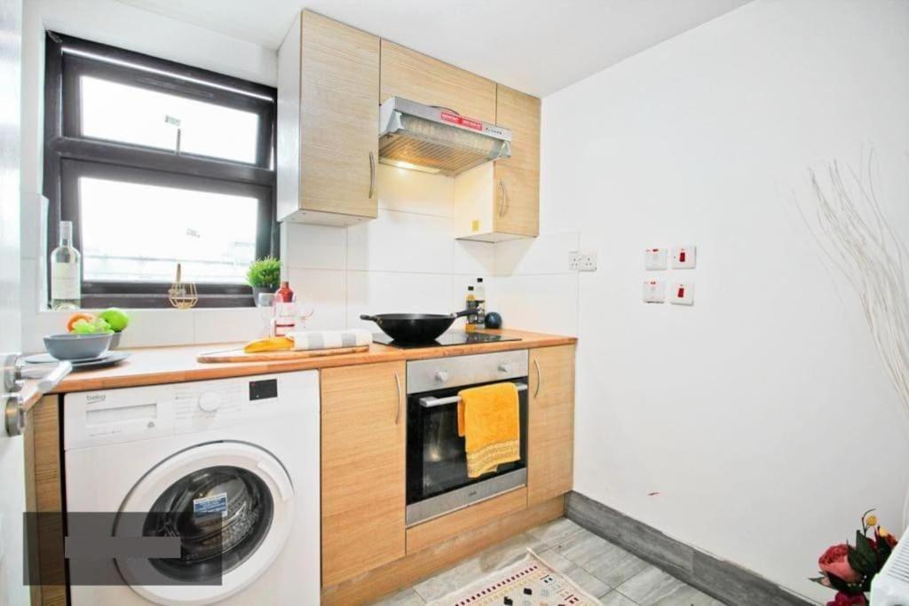 Jd Homes ロンドン エクステリア 写真